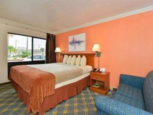 Budget Of Motel 2*